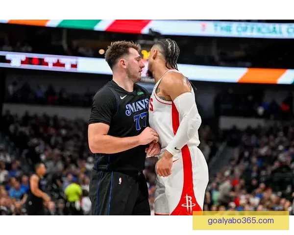 复出首秀狄龙仅89秒吃技犯若再犯或面临禁赛